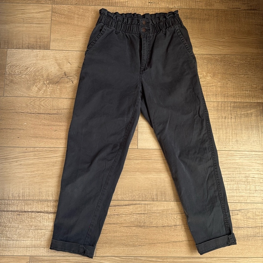 Scrunched waist Cargo Size 4
